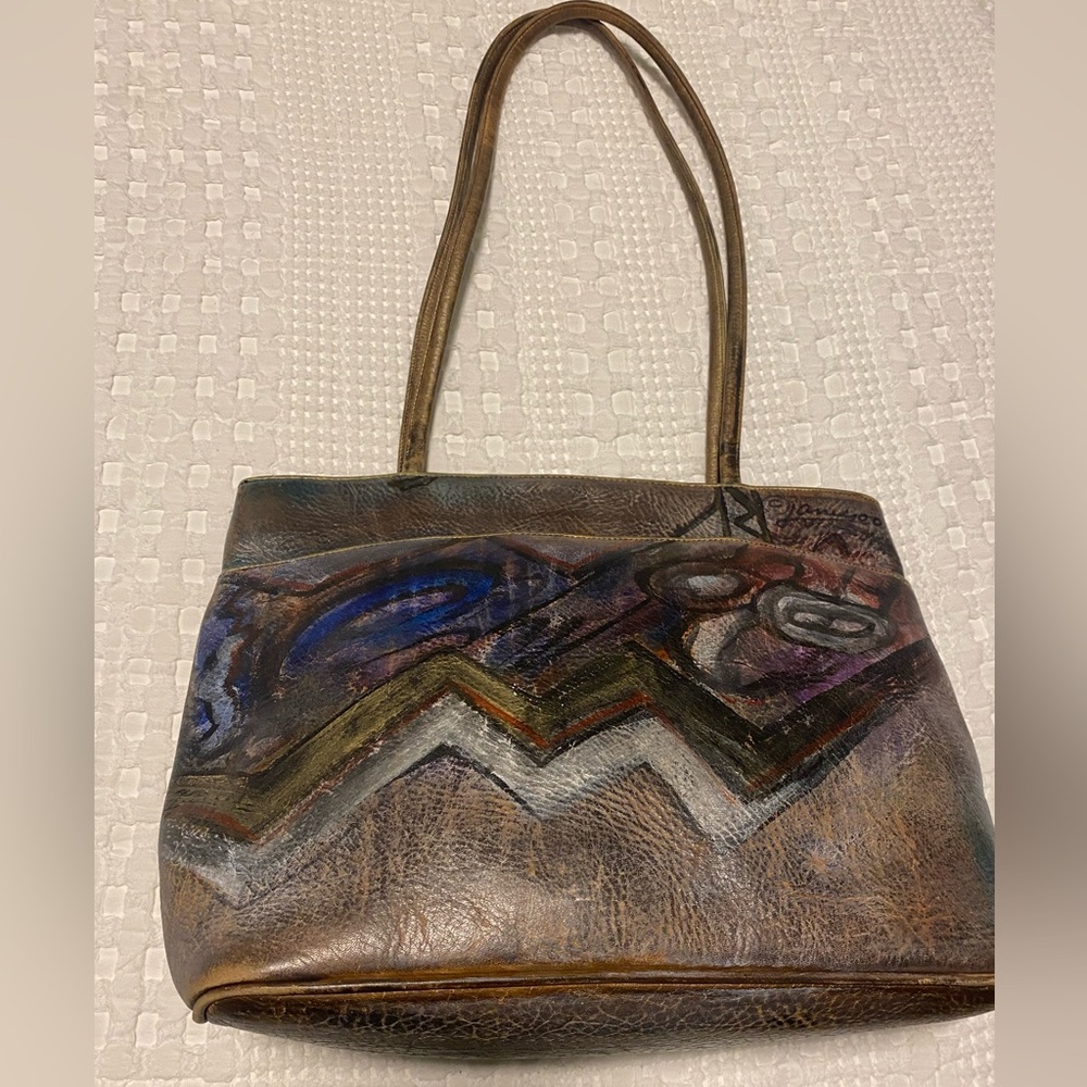 Jane Yoo Art to wear shoulder handbag